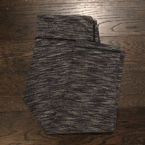 Lululemon Capri Yoga Leggings